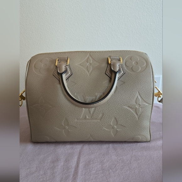 Louis Vuitton Speedy Bandouliere 25, Turtledove